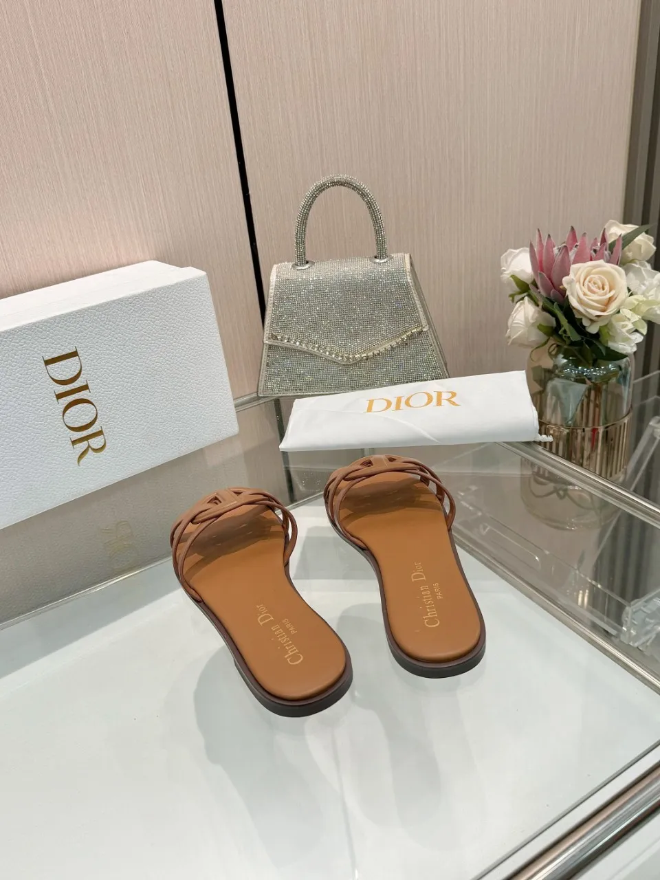 👟👟Ex-factory price 340👟👟 Dior new model, 9 colors available, cowhide fabric, code number 35-42, leather sole +40